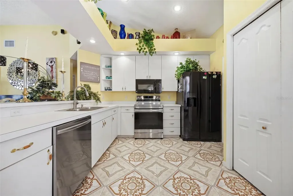 16501 Blenheim Drive Lutz FL 33549