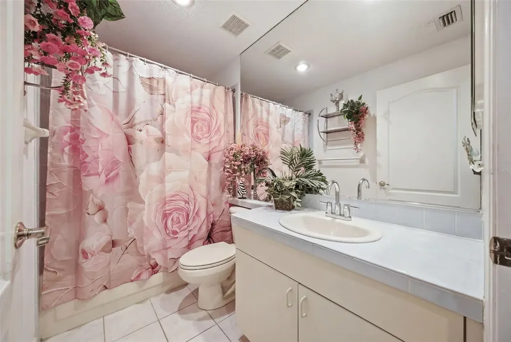 16501 Blenheim Drive Lutz FL 33549