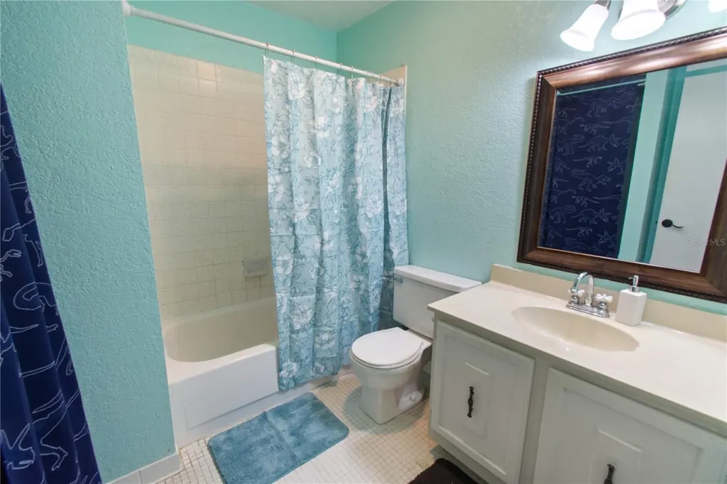 1836 N Crystal Lake Drive Lakeland FL 33801