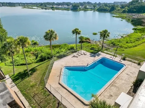 1836 N Crystal Lake Drive Lakeland FL 33801