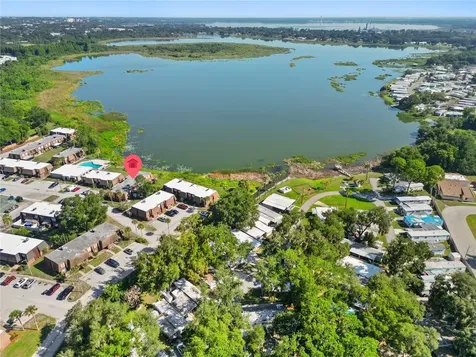 1836 N Crystal Lake Drive Lakeland FL 33801