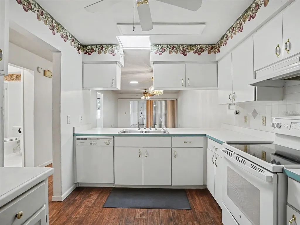 1525 Oakview Circle SE Winter Haven FL 33880