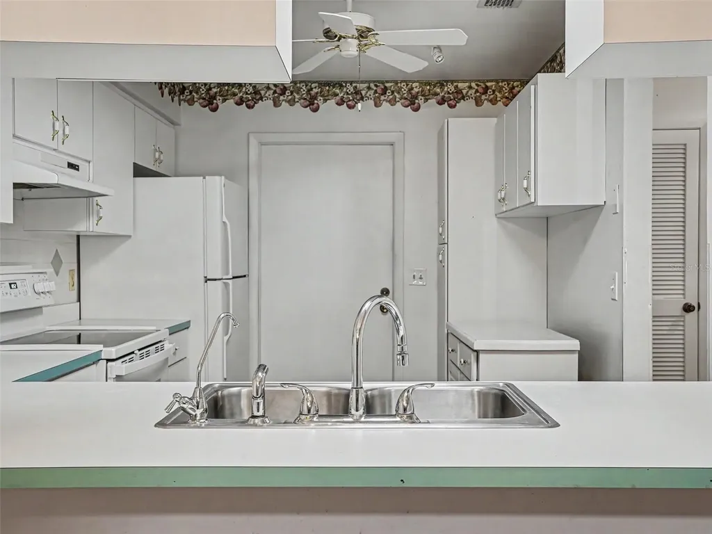 1525 Oakview Circle SE Winter Haven FL 33880