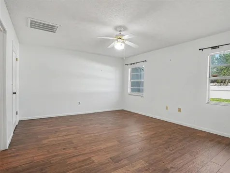 1525 Oakview Circle SE Winter Haven FL 33880