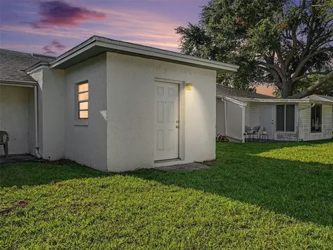 1525 Oakview Circle SE Winter Haven FL 33880