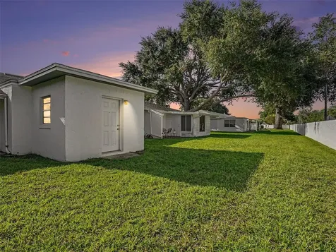 1525 Oakview Circle SE Winter Haven FL 33880