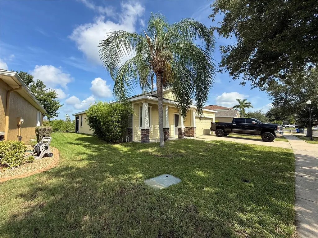 1751 Bonita Bluff Court Ruskin FL 33570