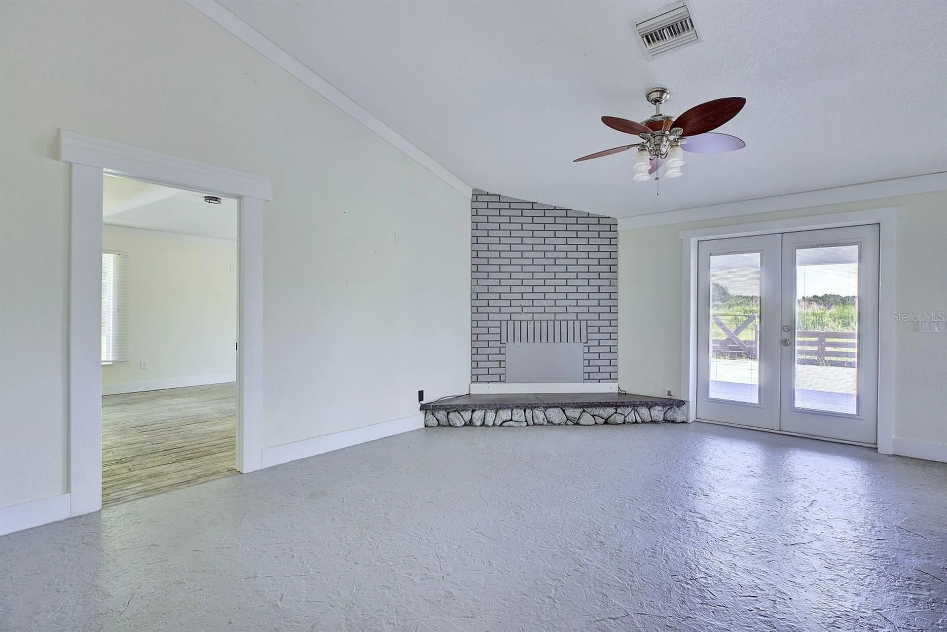 110 Gates Avenue Lake Placid FL 33852
