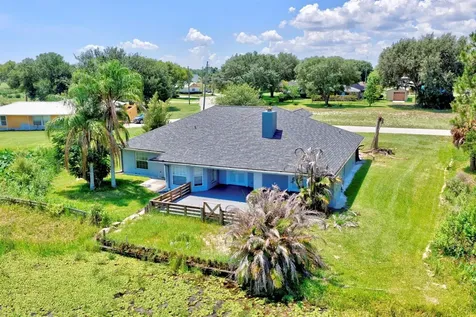 110 Gates Avenue Lake Placid FL 33852