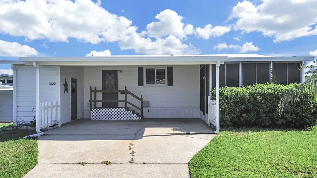 1802 Sherwood Hill Drive Lakeland FL 33810