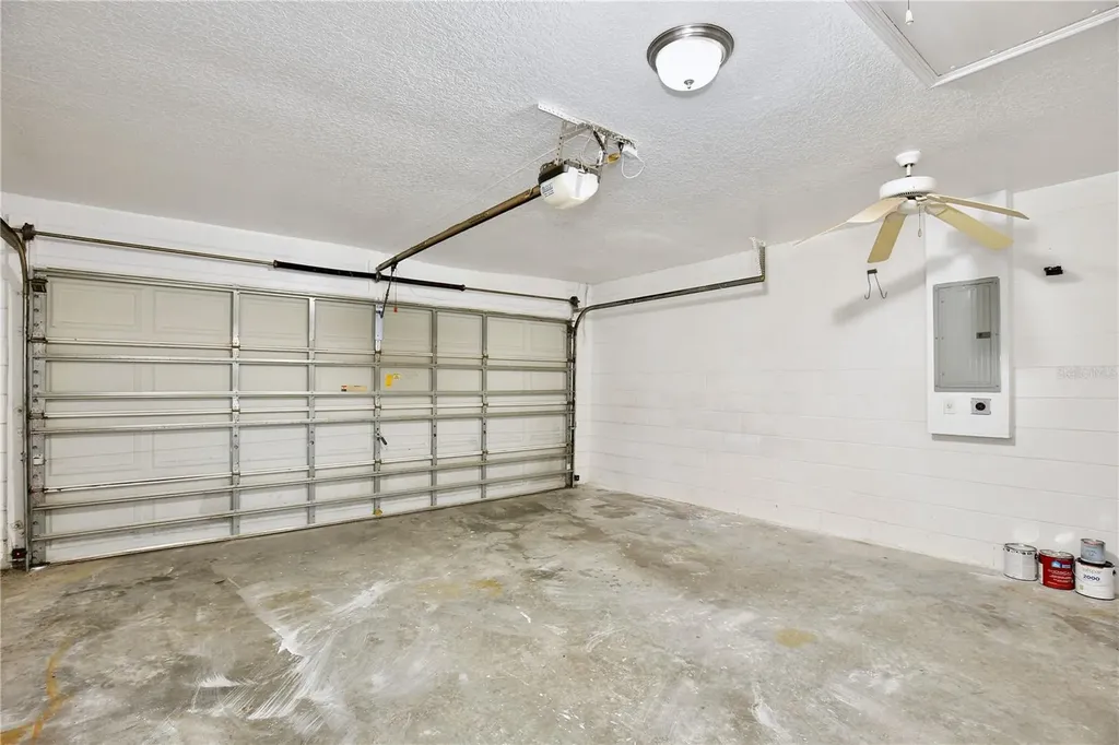 1687 Brewton Circle Deltona FL 32738