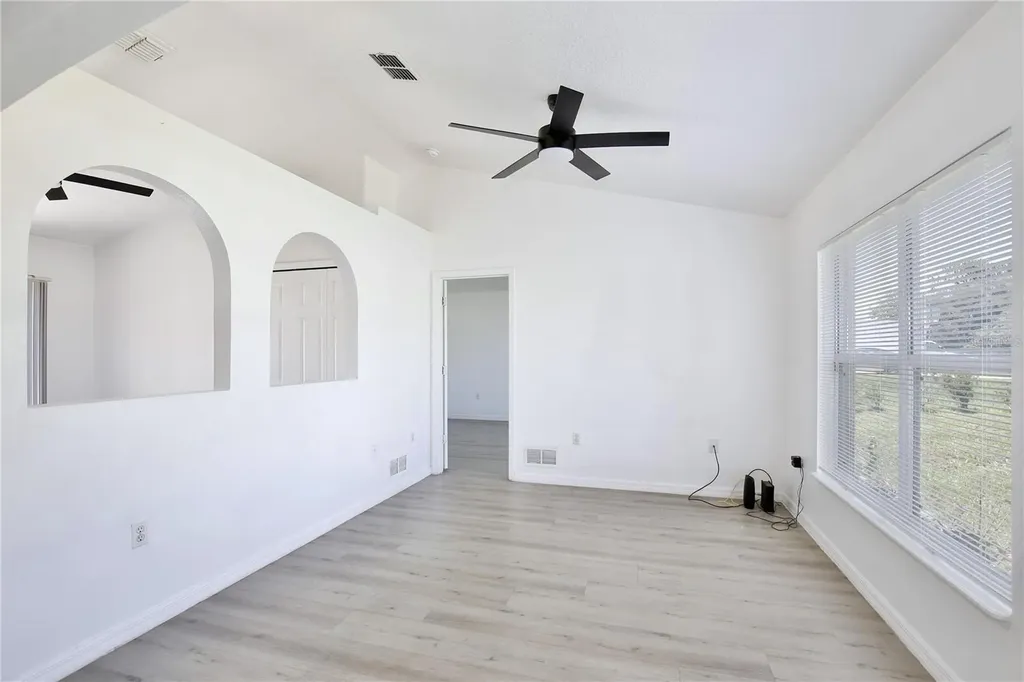 1687 Brewton Circle Deltona FL 32738