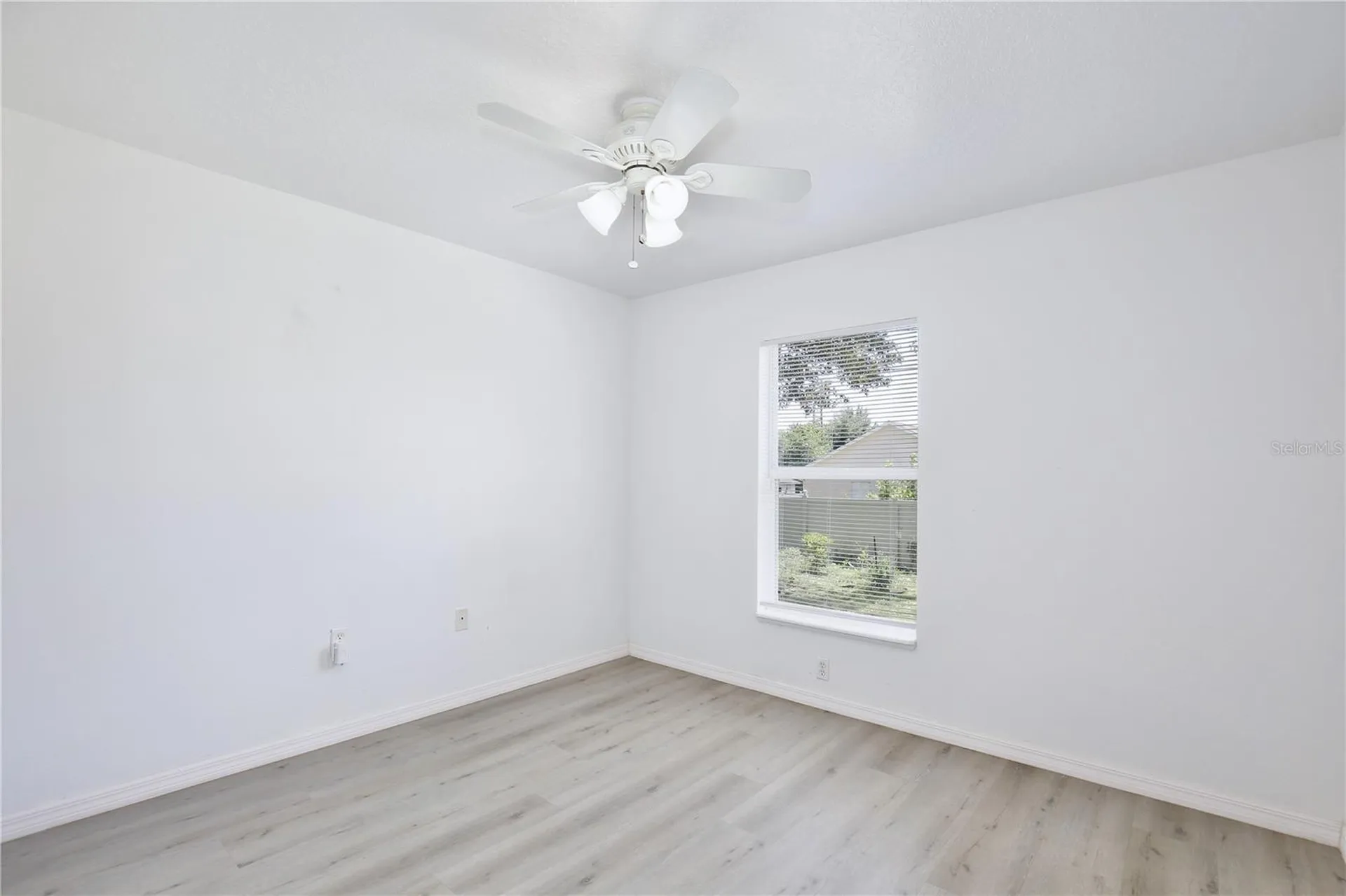 1687 Brewton Circle Deltona FL 32738