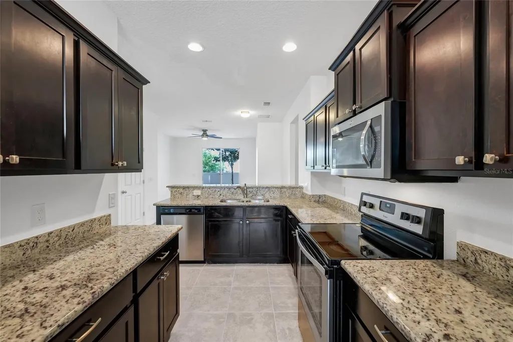 4824 Poolside Drive St Cloud FL 34769