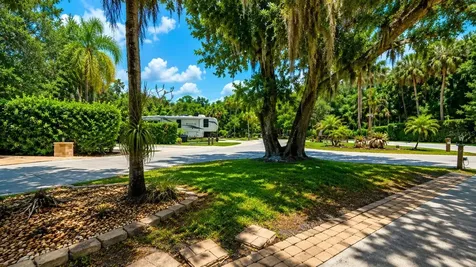 243 Saddle Lane River Ranch FL 33867