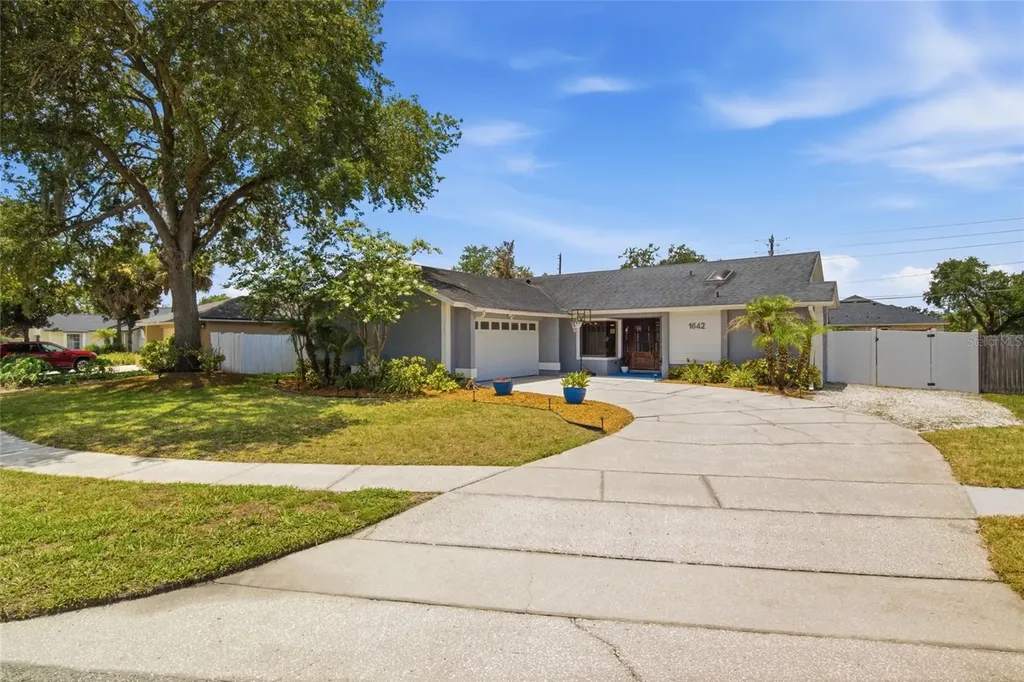 1642 Colleen Drive Orlando FL 32809