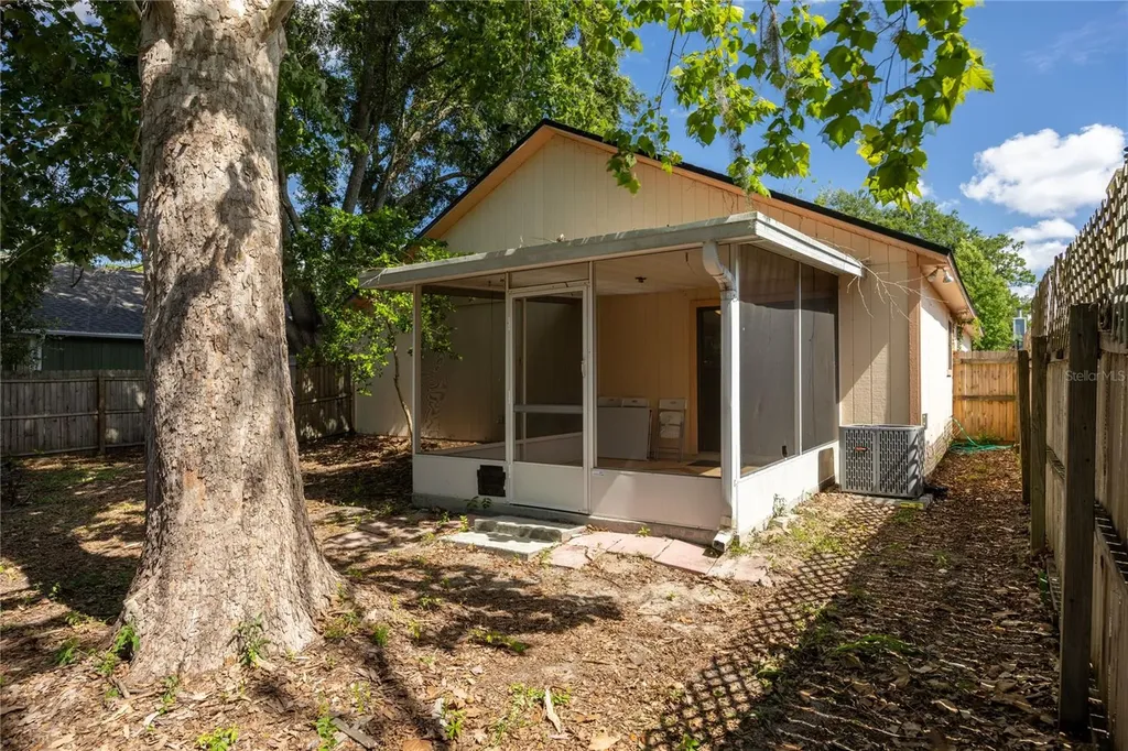2951 SW 40th Avenue Gainesville FL 32608