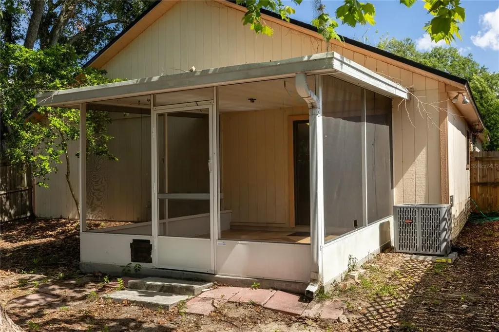 2951 SW 40th Avenue Gainesville FL 32608