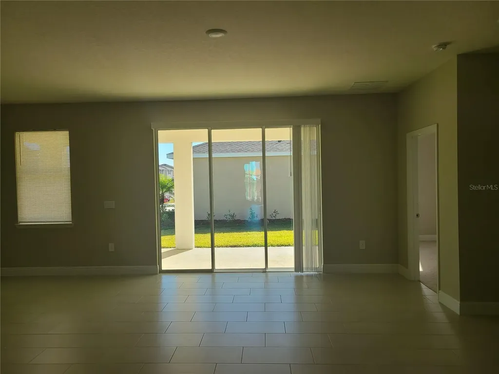 17758 Cantarina Cove Lakewood Ranch FL 34211