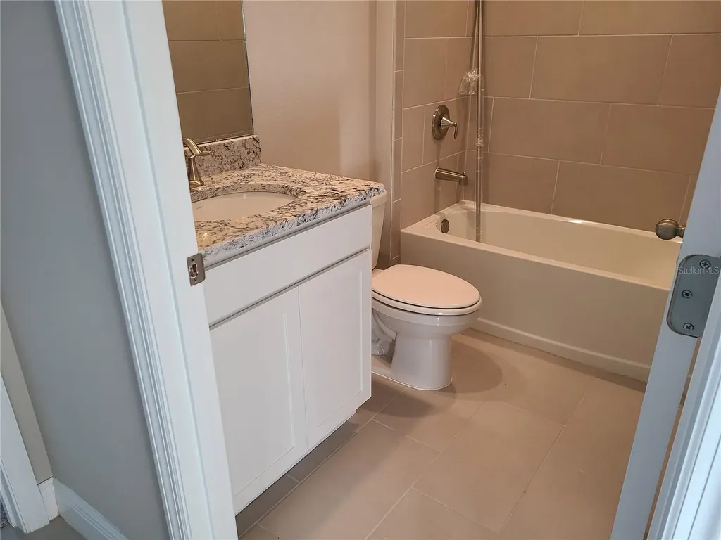 17758 Cantarina Cove Lakewood Ranch FL 34211