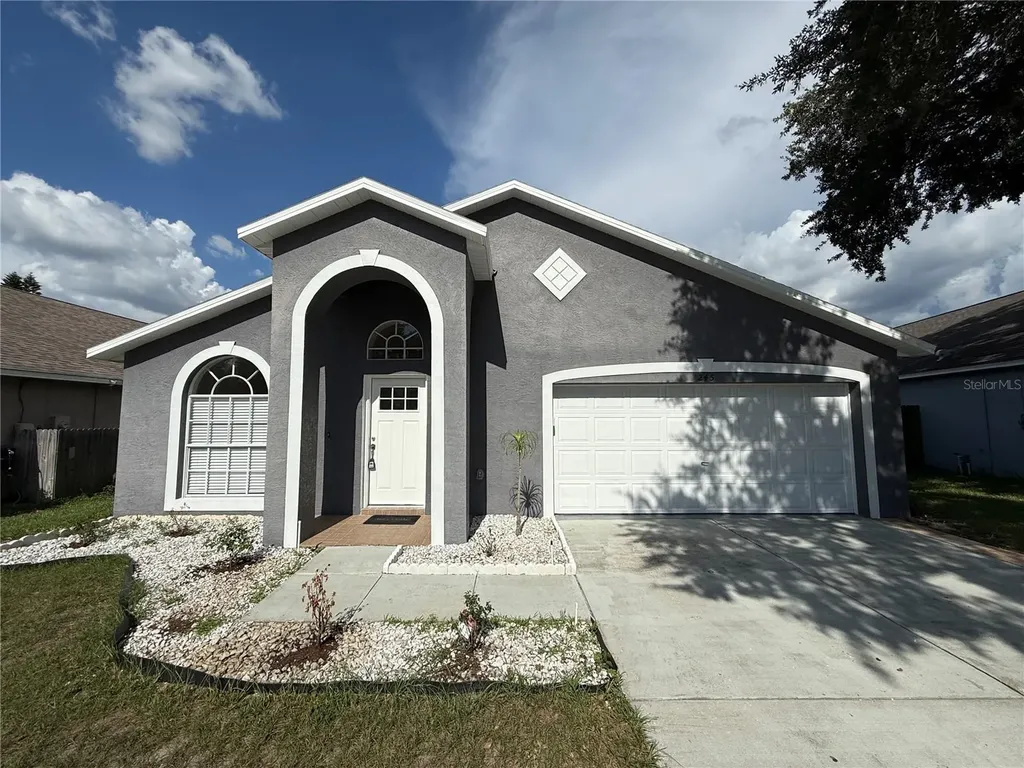 245 Chardonnay Place Valrico FL 33594