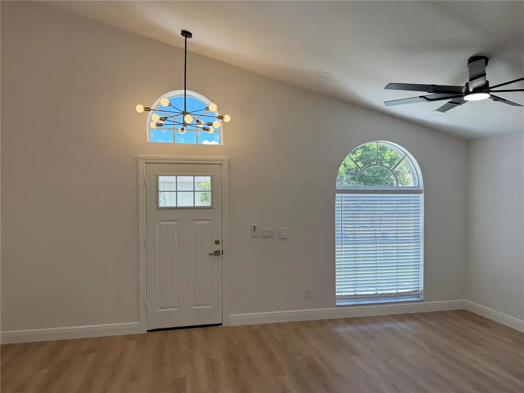245 Chardonnay Place Valrico FL 33594