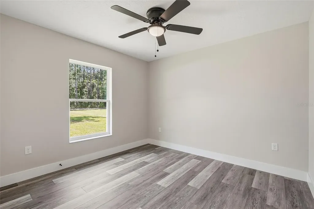16335 Force Road Weeki Wachee FL 34614