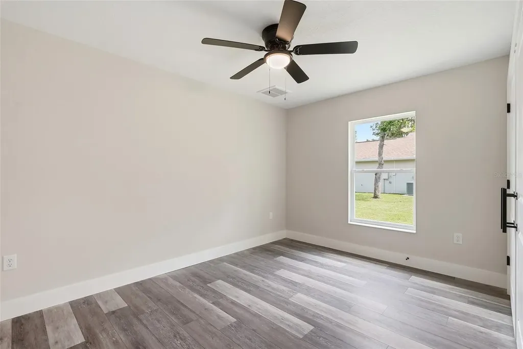 16335 Force Road Weeki Wachee FL 34614
