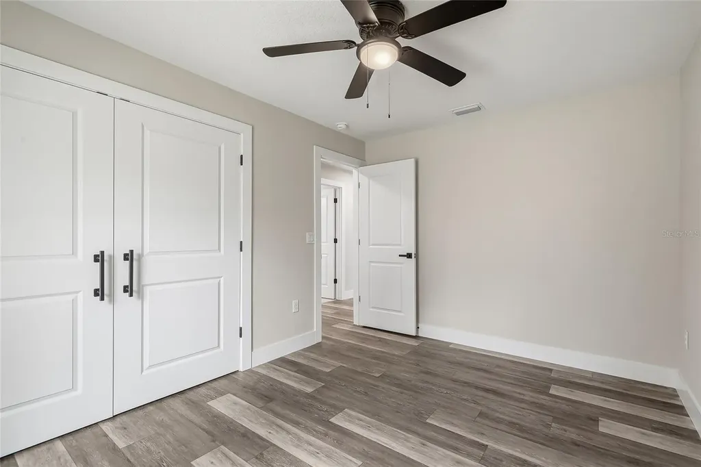 16335 Force Road Weeki Wachee FL 34614