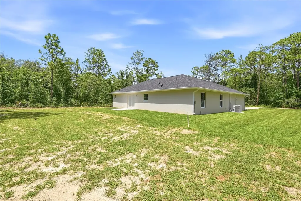 16335 Force Road Weeki Wachee FL 34614