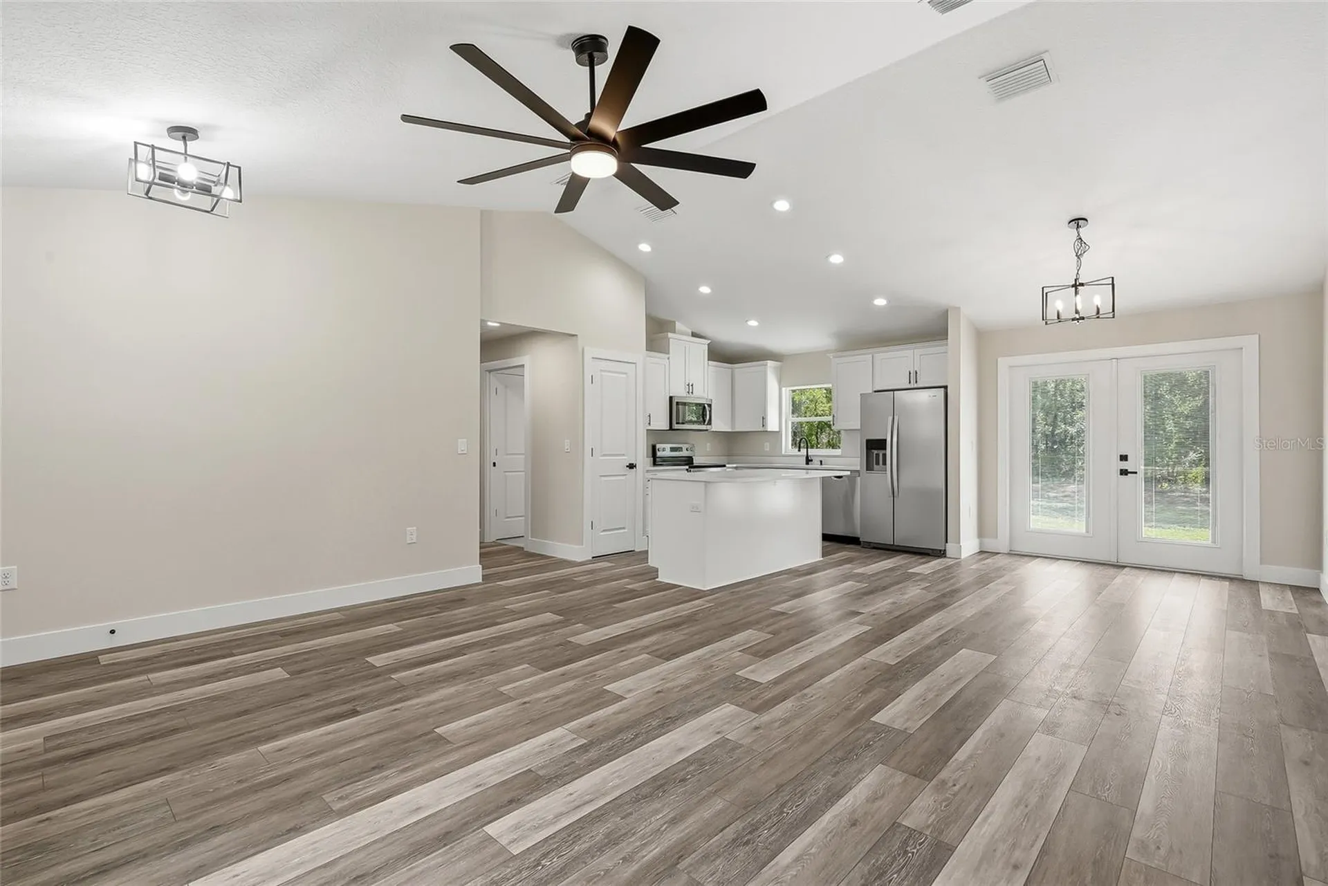 16335 Force Road Weeki Wachee FL 34614