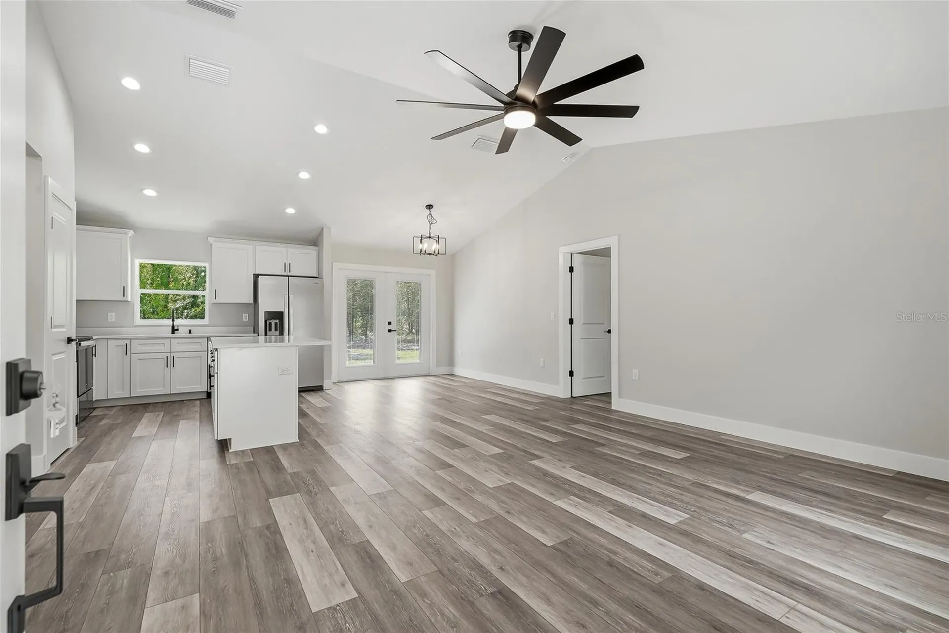 16335 Force Road Weeki Wachee FL 34614