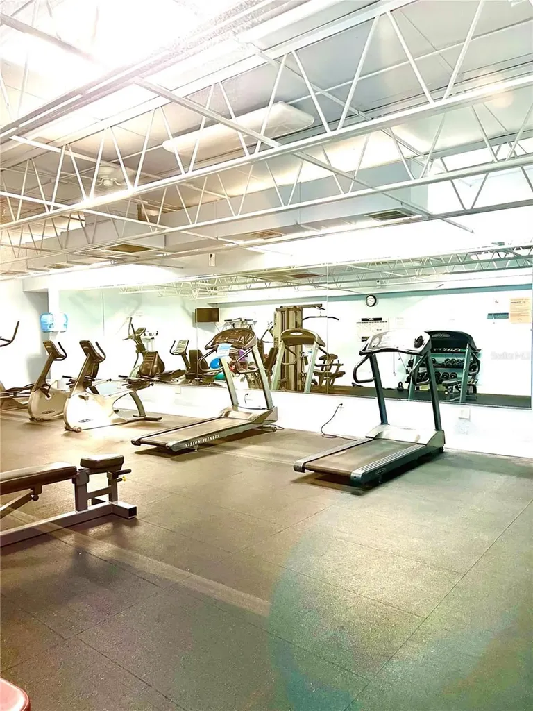 5750 80th Street N St Petersburg FL 33709