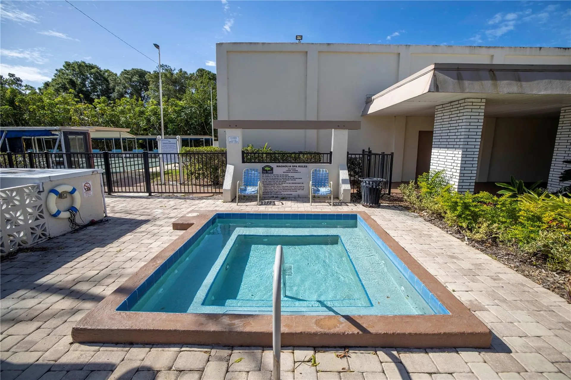 5750 80th Street N St Petersburg FL 33709