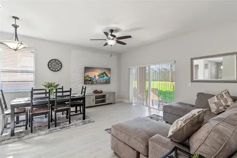 4040 Calabria Avenue Davenport FL 33897