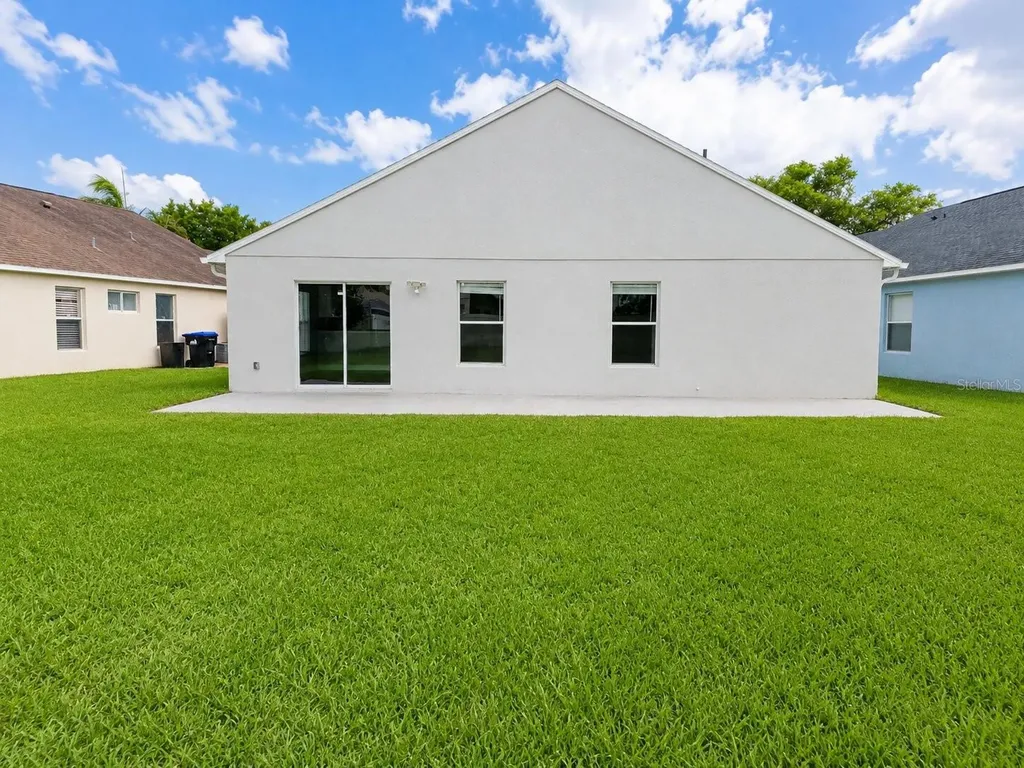 1926 Darlin Circle Orlando FL 32820