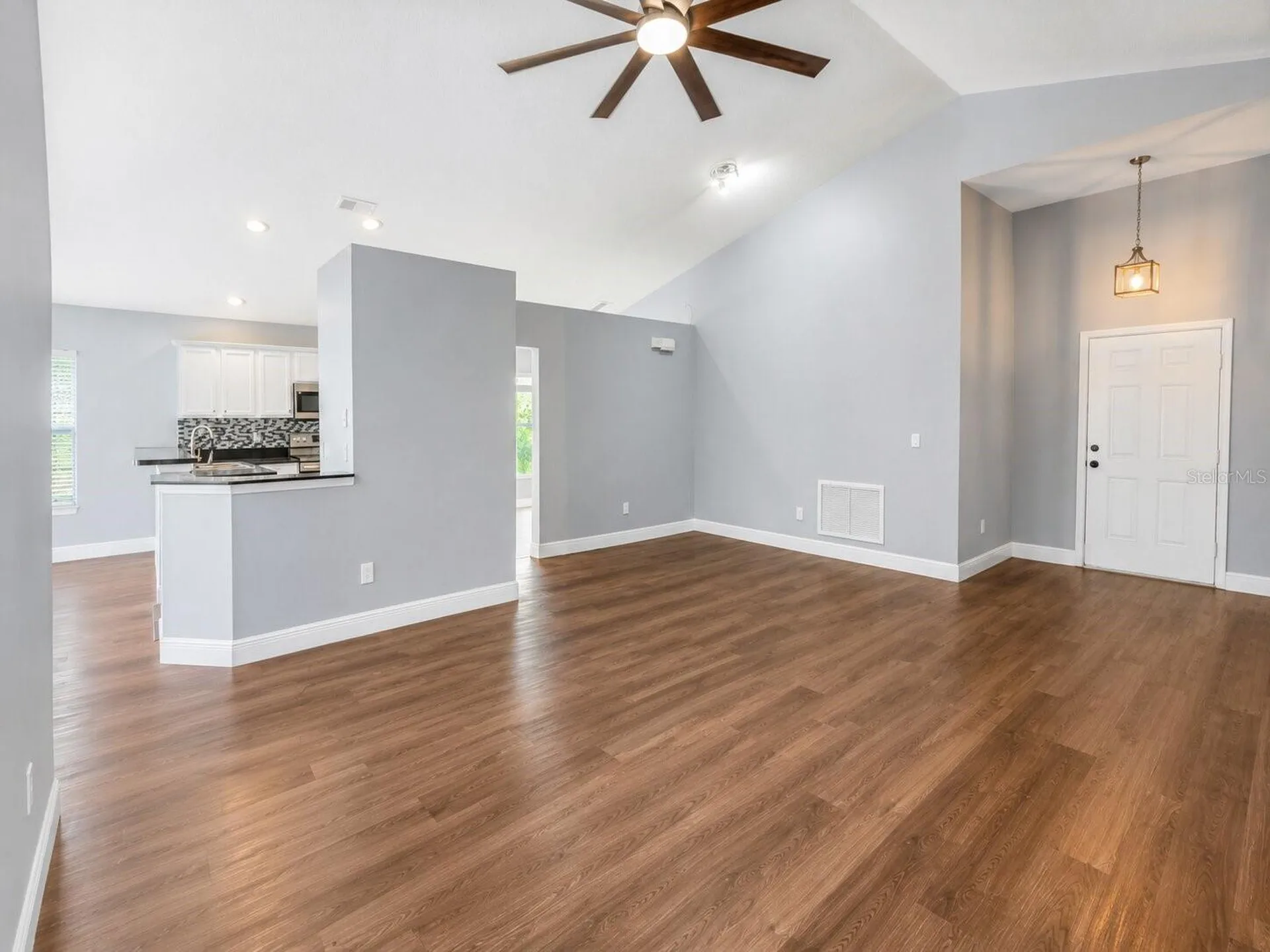 1926 Darlin Circle Orlando FL 32820