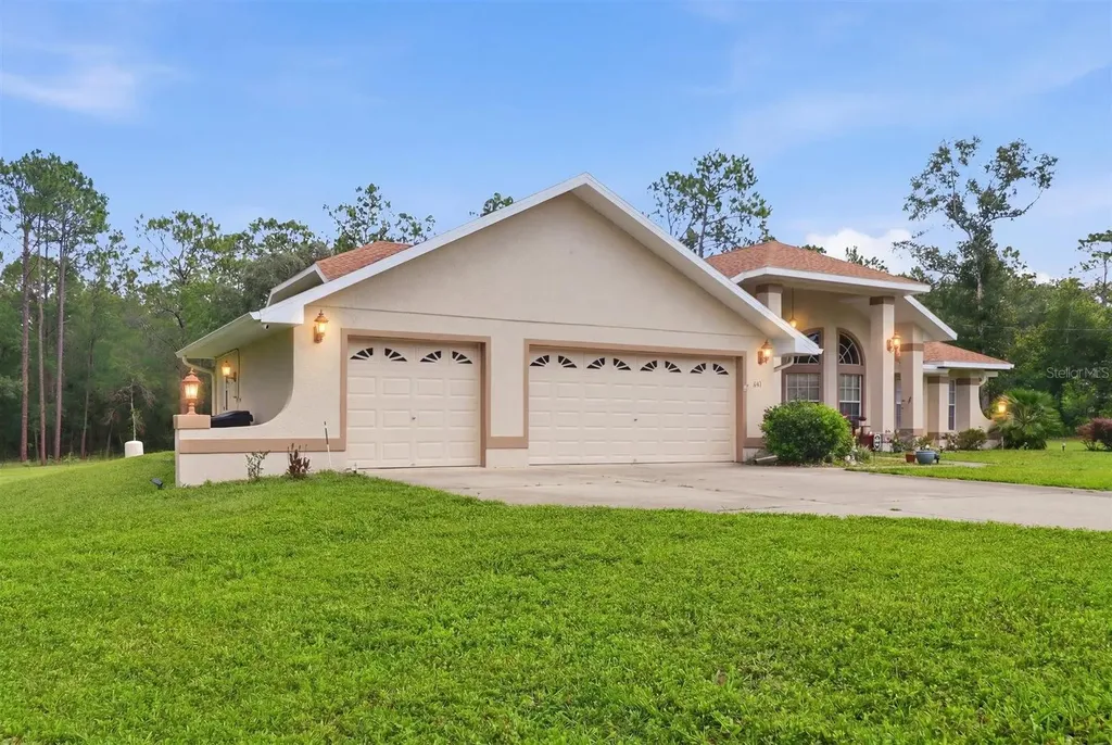 1131 E Bluebird Court Hernando FL 34442