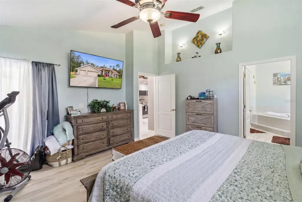 1131 E Bluebird Court Hernando FL 34442