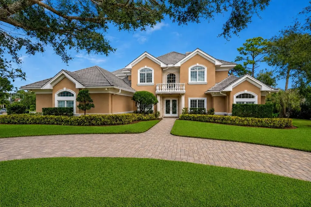2280 Mackenzie Court Clearwater FL 33765