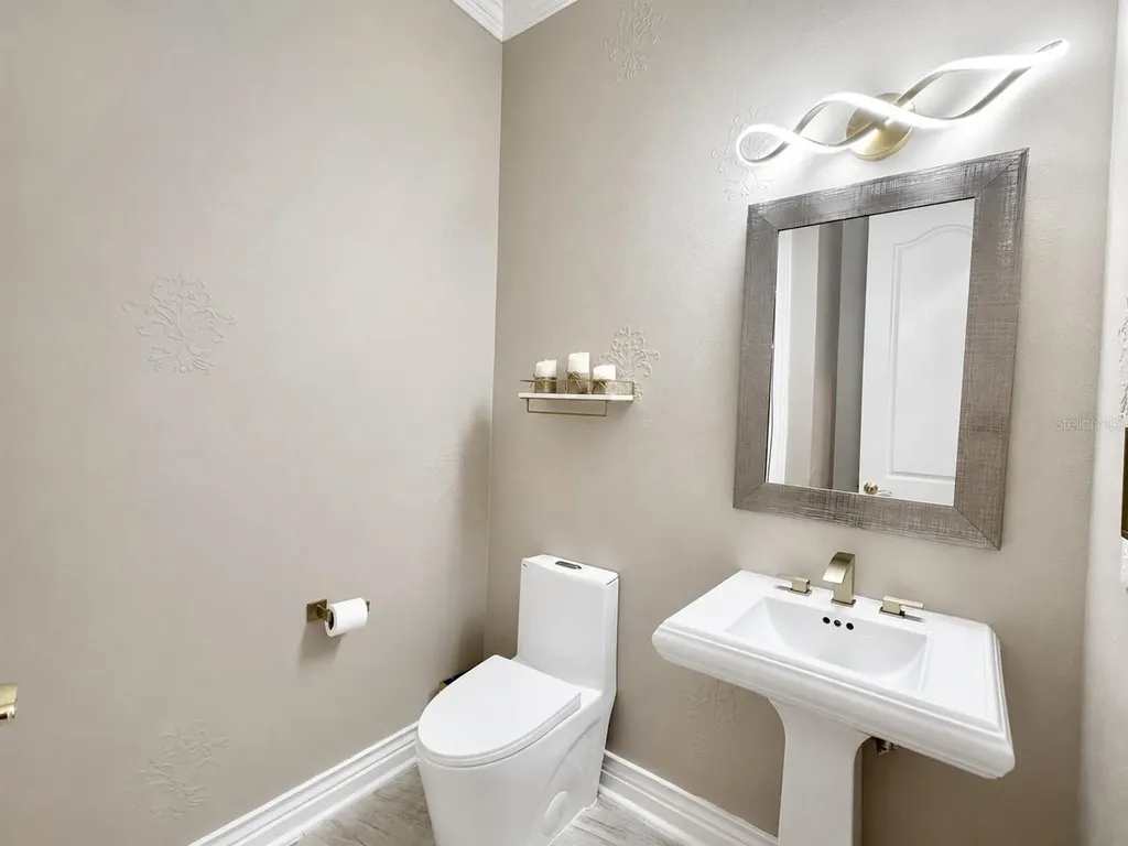 2280 Mackenzie Court Clearwater FL 33765