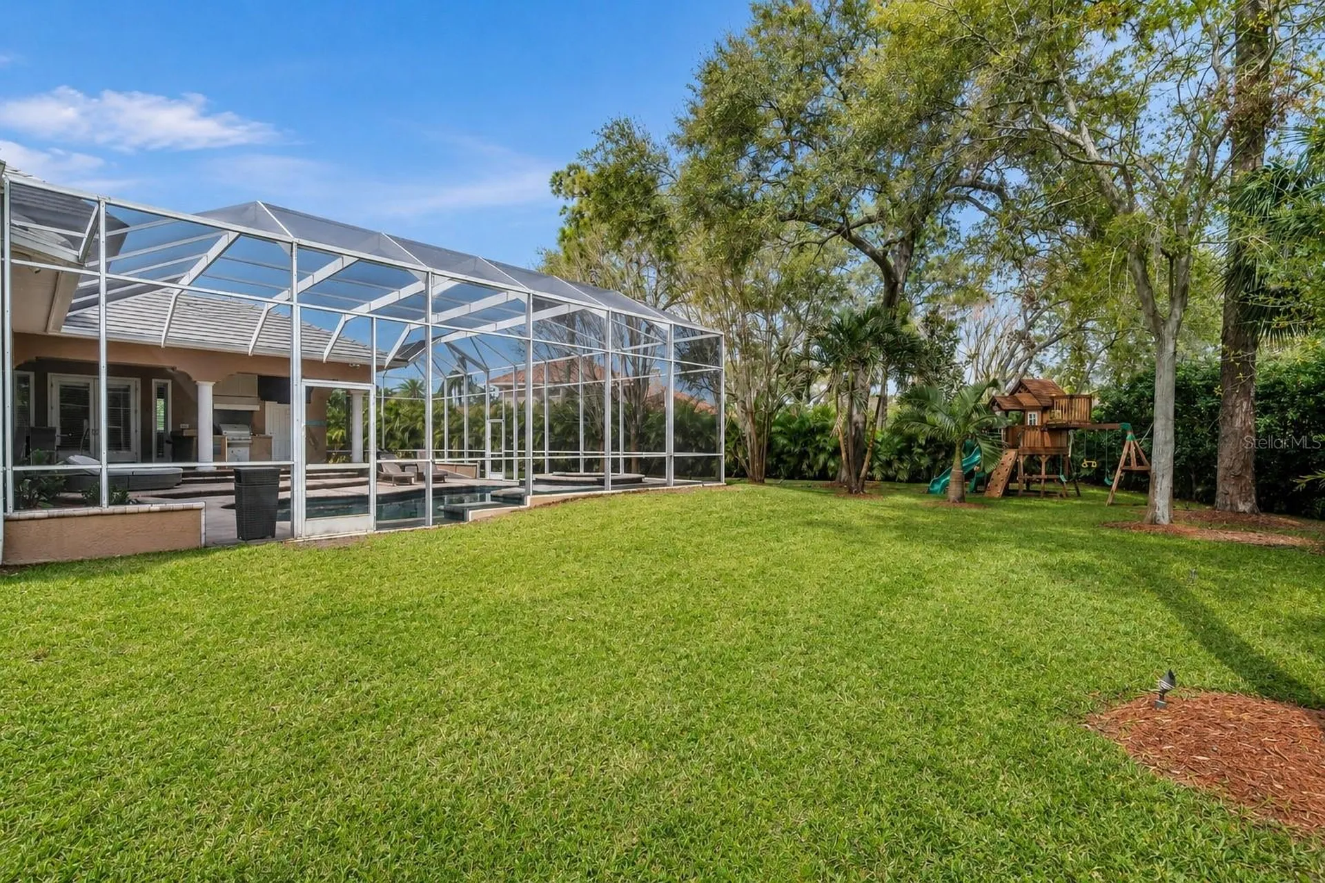 2280 Mackenzie Court Clearwater FL 33765