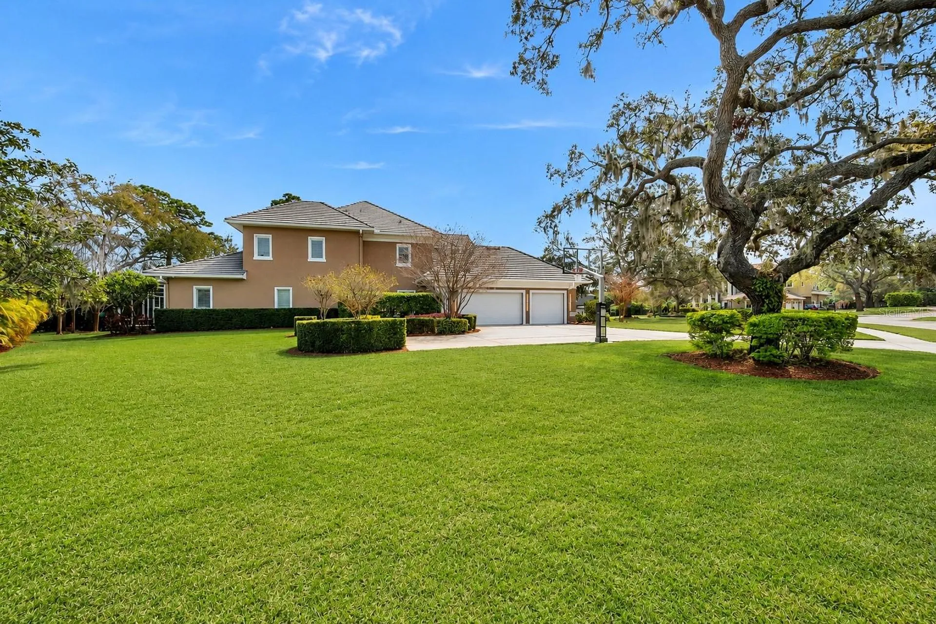 2280 Mackenzie Court Clearwater FL 33765
