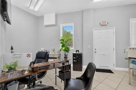 119 Main Street Auburndale FL 33823