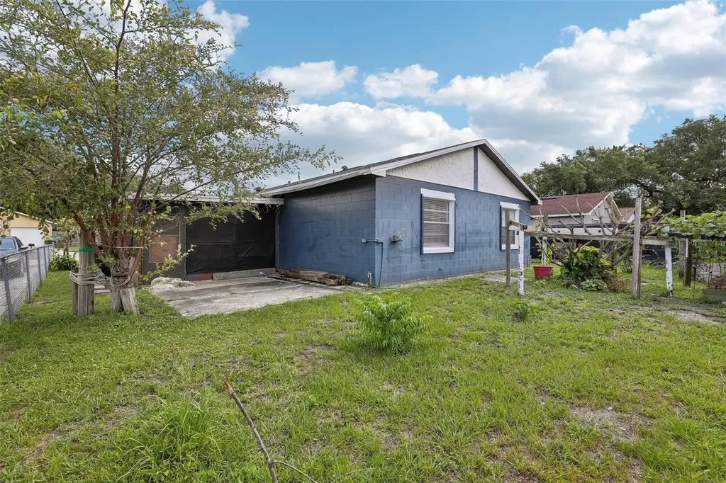 1320 Mill Creek Place Kissimmee FL 34744