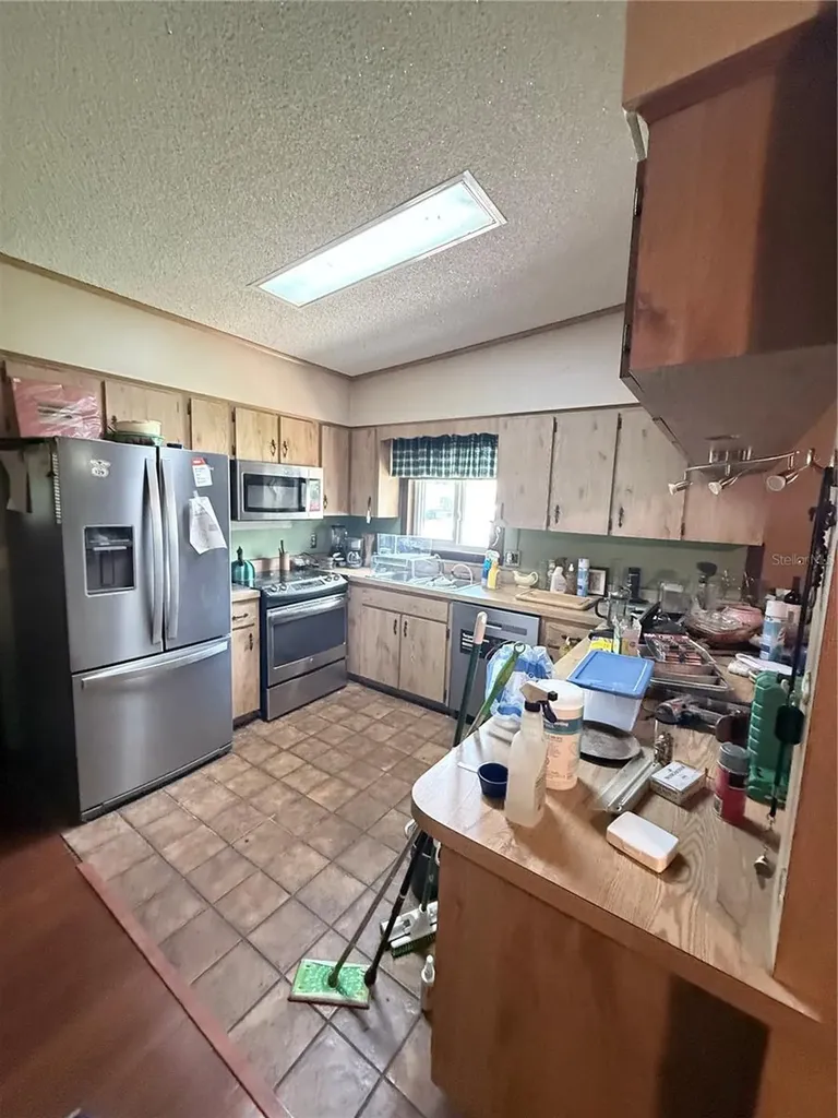 2332 W Oak Street Kissimmee FL 34741