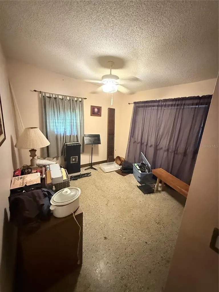 2332 W Oak Street Kissimmee FL 34741