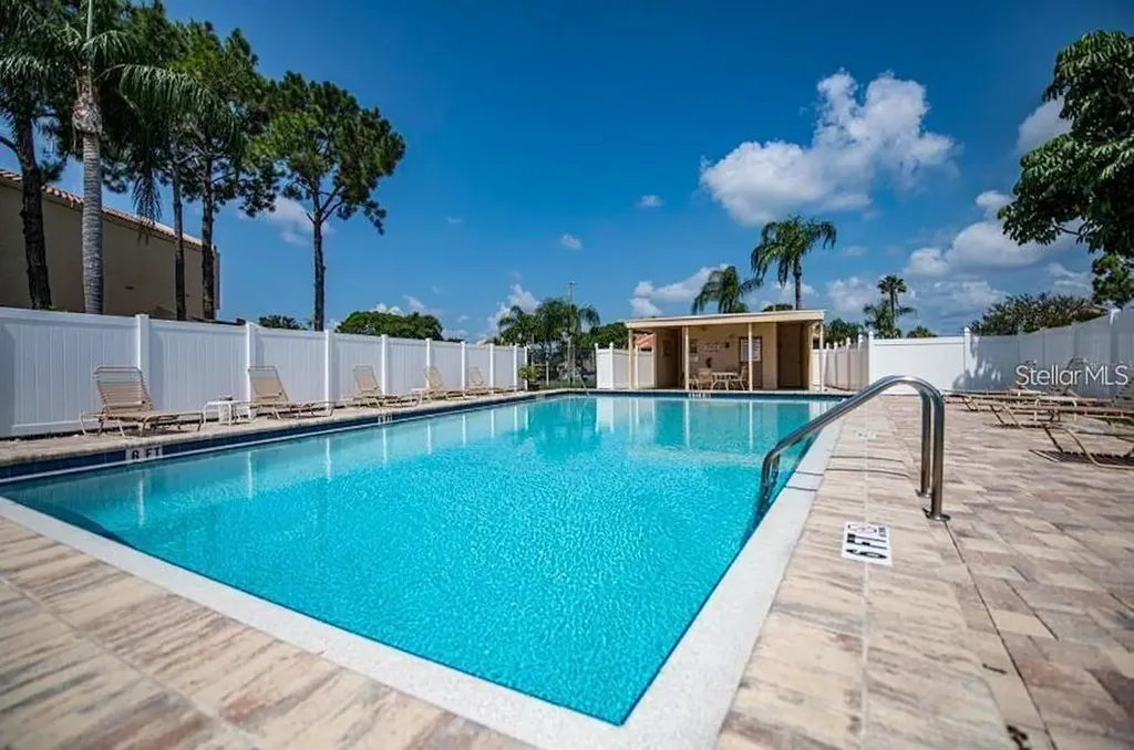 6330 Grand Bahama Circle Tampa FL 33615