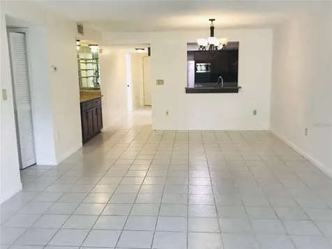 6330 Grand Bahama Circle Tampa FL 33615