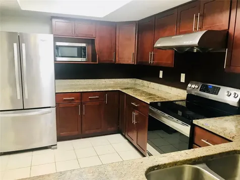 6330 Grand Bahama Circle Tampa FL 33615
